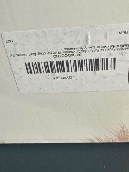 Condition photo showing New/Like New for Christmas Gifts Sets for Women-5 Piece, Faux Fur Bucket Hat and Glove Set, Personalized Gifts for Her Wife Sister Girlfriends Elegant Brown