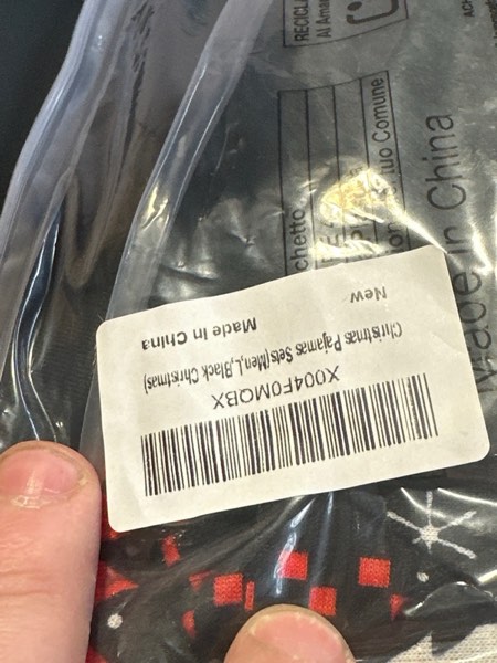 Condition photo showing New/Like New for Onancehim Matching Christmas Pajamas Sets for Family, Cute Womens Mens Christmas Pjs Set Men Large Black Christmas