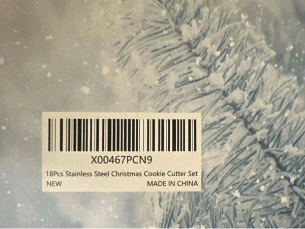 Condition photo showing New/Like New for Christmas Cookie Cutter Set — 18 Pieces Stainless Steel Winter Christmas Cookie Cutters Shapes for Baking: Christmas Tree, Snowflake, Snowman, Gingerbread Man, Gingerbread Girl, Mitten (Silver)