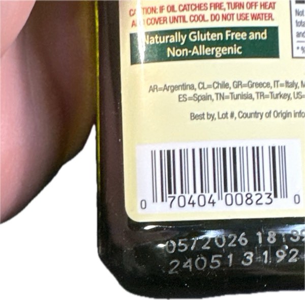 Condition photo showing New/Like New for Pompeian Rich Taste Olive Oil — High Heat Cooking, Baking & Sauteing, High Smoke Point (16 Fl Oz) — 05/2026