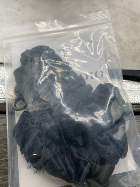 Condition photo showing New/Like New for Lanyardio Stretchy Scrunchie Lanyard for ID Badges Keys, Cute Teacher Lanyard for Women with 2 Card Holders 19.6 Inch Black