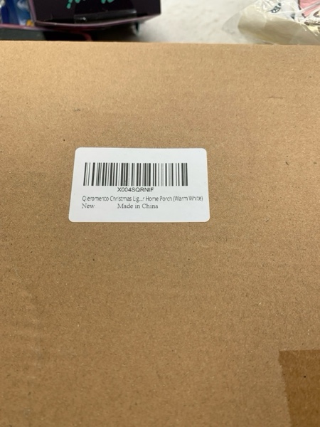 Condition photo showing New/Like New for Qieromento Solar Christmas Garden Flag with 8 Lighting Modes, Double-Sided 12x18 LED Snowman Yard Flag for Outdoor Winter Porch Lawn Decoration (Warm White)