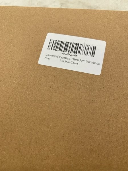 Condition photo showing New/Like New for Qieromento Solar Christmas Garden Flag with 8 Lighting Modes, Double-Sided 12x18 LED Snowman Yard Flag for Outdoor Winter Porch Lawn Decoration (Warm White)