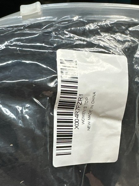 Condition photo showing New/Like New for Women’s Top