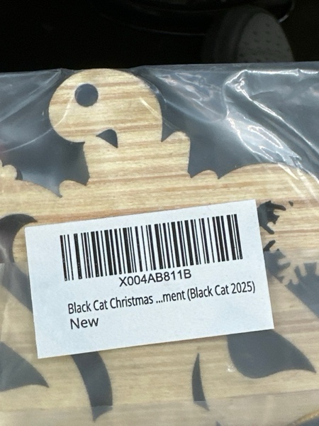 Condition photo showing New/Like New for Black Cat 2025 Christmas Ornament – Funny Kitten Butt Wooden Tree Decoration with Snowflakes & Paw Prints for Cat Lovers, Pet Owner Christmas Décor