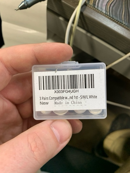 Condition photo showing New/Like New for 3 Pairs Compatible with AirPods Pro 1st 2nd Ear Tips Buds, Small Medium Large 3 Size Replacement Silicone Rubber Eartips Earbuds Gel Accessories Compatible with AirPods Pro 2 and 1st - S/M/L White