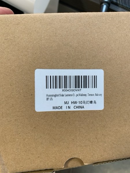 Condition photo showing New/Like New for Hummingbird Solar Lanterns Outdoor Waterproof Garden Decor, Metal LED Garden Light Birthday Gifts for Women mom Christmas Gifts for Yard, Patio, Lawn, Tabletop, Pathway, Landscape,Walkway, Terrace Style_ Hummingbird