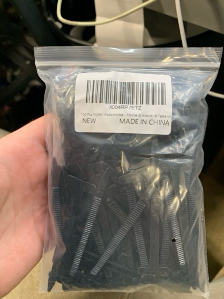 Condition photo showing New/Like New for 100Pcs Nylon Universal Cable Tie Buckle with Pin & Button Design?Automotive Zipper Clips - Zip Ties Heavy Duty Self-Locking Car Repair Fasteners as Fender, Fender Liner, Bumper(UV Resistant)