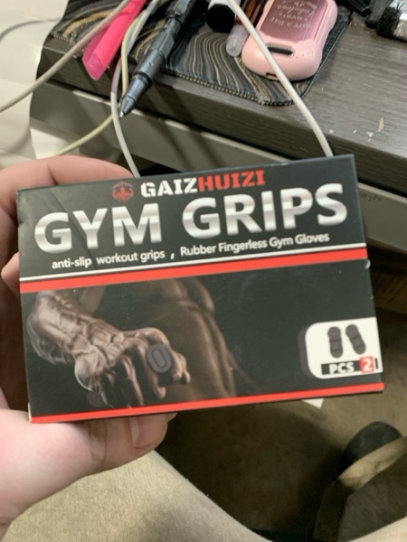 Condition photo showing New/Like New for Anti-Slip Workout Grips, Ergonomics Workout Rubber Gym Grips Pads, Suitable for Men and Women Weightlifting, Deadlift, Fitness Training and Exercise, Protect Your Gymnastics Hand Grips black