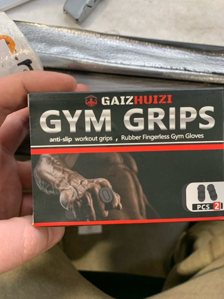 Condition photo showing New/Like New for Anti-Slip Workout Grips, Ergonomics Workout Rubber Gym Grips Pads, Suitable for Men and Women Weightlifting, Deadlift, Fitness Training and Exercise, Protect Your Gymnastics Hand Grips black