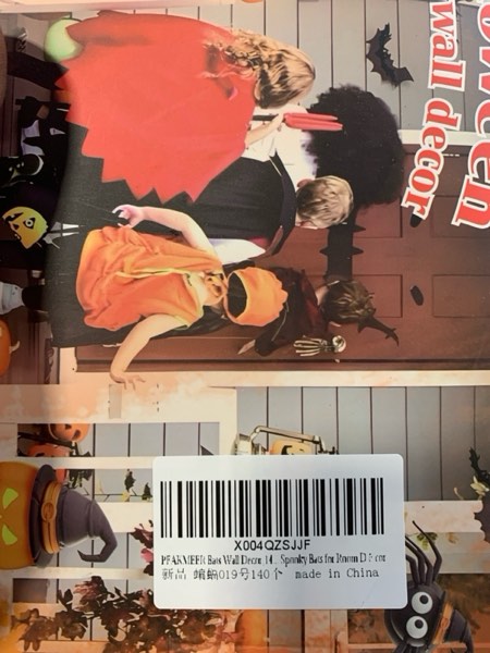 Condition photo showing New/Like New for Halloween bat Decoration, 140pcs Realistic PVC Black 3D Horror Stickers, 4 Sizes of Halloween Wall Decorations, Suitable for Party Decorations Horror Home (140)