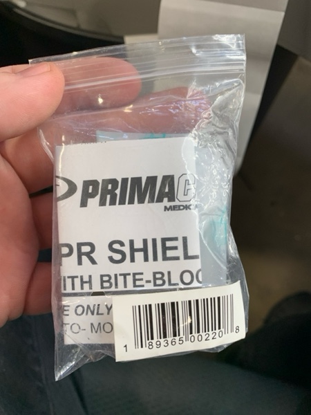 Condition photo showing New/Like New for Primacare RS-8632 First Responder CPR Barrier with One Way Valve, Face Shield with HEPA Filter for CPR Training, 2x2x1 inches 1 Count (Pack of 1)