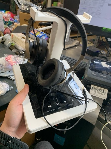 Condition photo showing New/Like New for Active Noise Cancelling Bluetooth Wireless Headphones