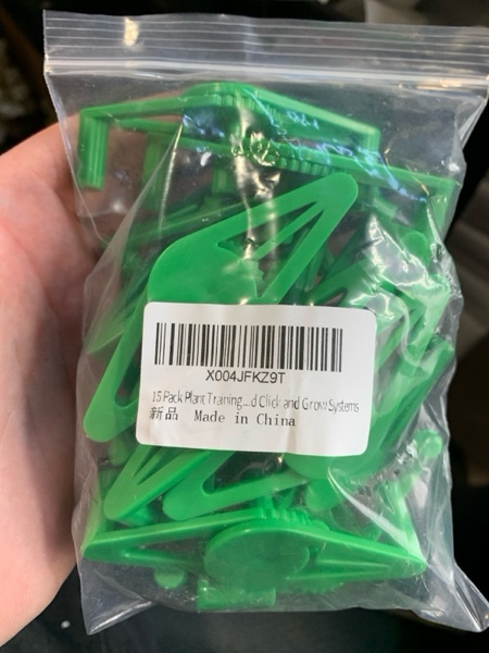 Condition photo showing New/Like New for Plant Training Clips,  Adjustable Low Stress Training Clips for Plant Stem Support, with 360 Degree Angle Adjustment, Reusable ABS Plant Clips for Gardening (Green)