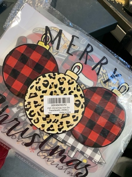 Condition photo showing New/Like New for 6 Sheets Christmas Iron On Transfers for Tshirts Santa Tree Santa Hat Black Red Xmas Appliques Christmas Iron On Transfer for Clothing Pillow Backpack Apron DIY Iron On Transfers Art Deco01