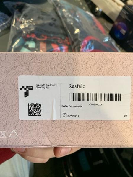 Condition photo showing New/Like New for Cat/Dog Heating Pad, 3 Timer and 3 Level Temperature Smart Sensor Electric Pet Heating Pad with Chew Resistant Cord, Indoor Warm Heated Bed for Dogs Cats -17.7x17.7 light grey 17.7" x 17.7"