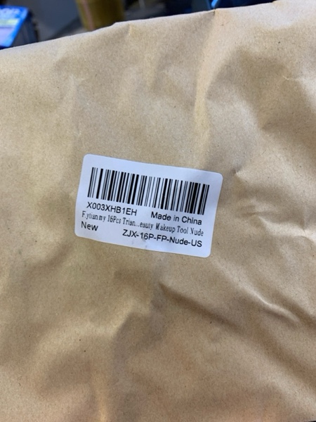 Condition photo showing New/Like New for Flytianmy 16Pcs Triangle Powder Puffs, Face Makeup Puff for Body Loose Powder Beauty Makeup Tool Nude 1 Count (Pack of 16) Nude