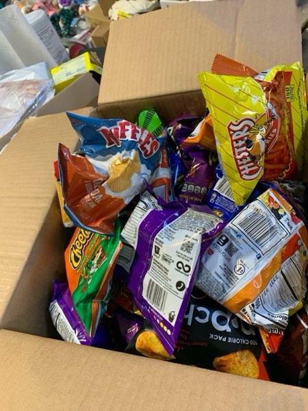 Condition photo showing Good Condition for Cheetos Cheese Flavored Snacks, Variety Pack, (Pack of 40) Variety Pack 40 Count (Pack of 1)