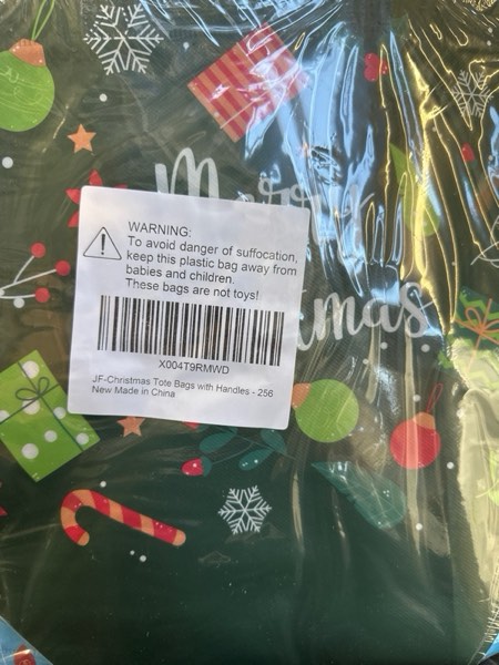 Condition photo showing New/Like New for YALTOON 15 Pack Large Christmas Gift Bags Bulk, Heavy Duty Reusable Tote Bags with Handles, Non-Woven Christmas Bags for Gifts, Holiday Shopping, Xmas Party Favors, 15pcs L 16.9" x12.6x7.1 L-15P