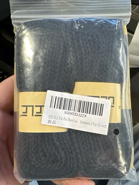 Condition photo showing New/Like New for DELELE Flat Fat Shoe Laces: 5/8" Wide Jumbo Chunky Shoelaces for Sneakers 2 Pair