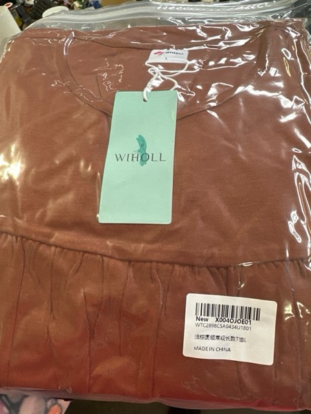 Condition photo showing New/Like New for (Large) WIHOLL Long Sleeve Shirts for Women Pleated Fall Tops Crewneck Casual Tunic Tops to Wear with Leggings Fashion Clothing