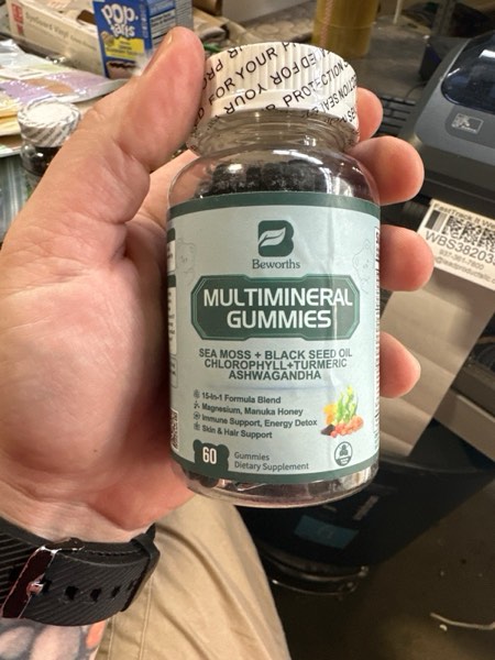 Condition photo showing New/Like New for Sea Moss Gummies with Ashwagandha & Chlorophyll, Immune, Digestive and Gut Detox Support, Powered by Black Seed Oil, Vitamin C, Vitamin D & Magnesium, GMO, Vegan, Apple Flavor, 60 SeaMoss Gummies