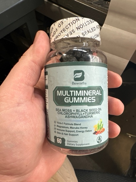 Condition photo showing New/Like New for Sea Moss Gummies with Ashwagandha & Chlorophyll, Immune, Digestive and Gut Detox Support, Powered by Black Seed Oil, Vitamin C, Vitamin D & Magnesium, GMO, Vegan, Apple Flavor, 60 SeaMoss Gummies