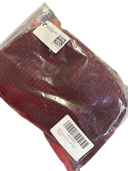 Condition photo showing New/Like New for Yaoailiuyu Winter Cropped Knitted Beanie hat for Men and Women Burgundy