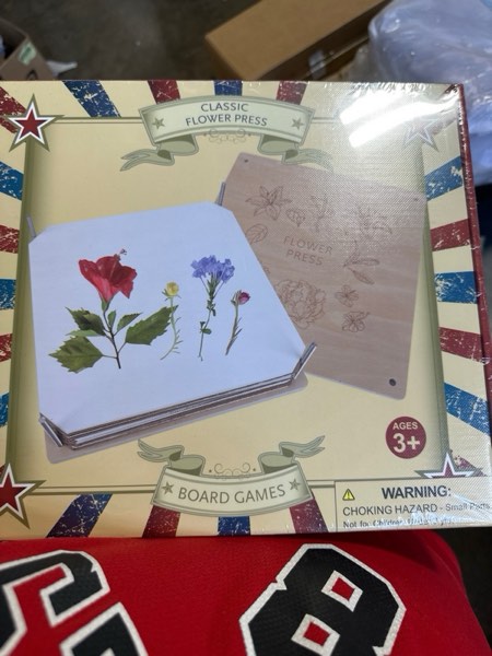 Condition photo showing New/Like New for Wooden Flower Press Kit for Adults & Kids - Great Gift for DIY Arts and Crafts Lovers, Preserve Memories, Color & Shape - Perfect for Drying Flowers, Leaves, Herbs (10.6 x 10.6 Inch) Square 10.6" x 10.6"