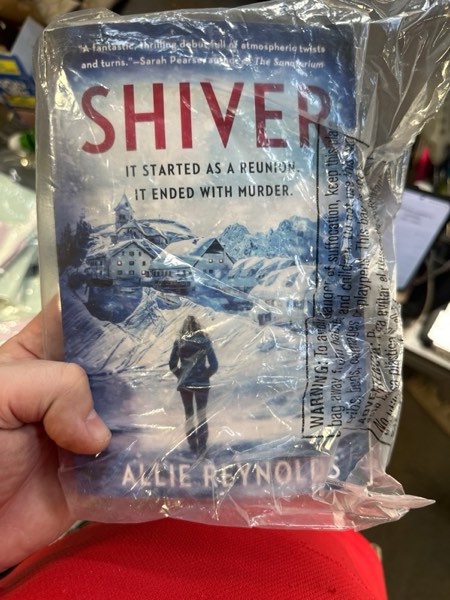 Condition photo showing New/Like New for Shiver