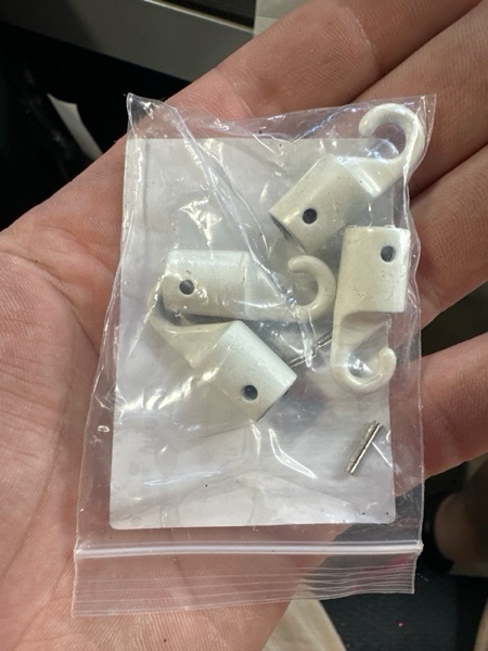 Condition photo showing New/Like New for Uonlytech 4pcs Hardware Tilt Wand Tip Repair Tilt Wand Hook Connector Wand Cap Wand Hook Sleeve Tip Fixing Hook Vertical Blinds Rod Rotating Tip Hook for Blind Tilt Parts White