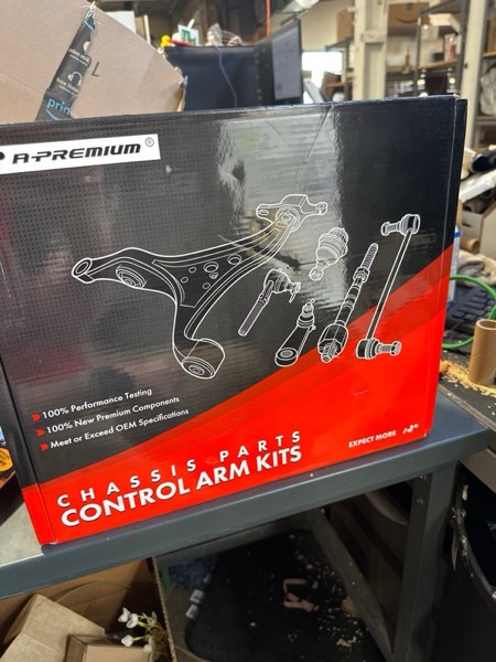 Condition photo showing Good Condition for A-Premium Set of 8, Lower Control Arm, Sway Bar Link, Inner Outer Tie Rod End, Compatible with Pontiac Torrent 2006-2007, Chevrolet Equinox 2005-2007