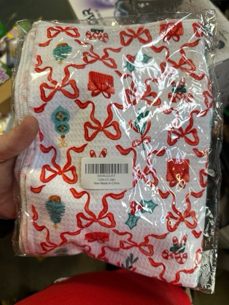 Condition photo showing New/Like New for FITIE Red and Green Christmas Kitchen Towels, Coquette Ribbon Christmas Dish Tea Towels, Xmas Tree B
