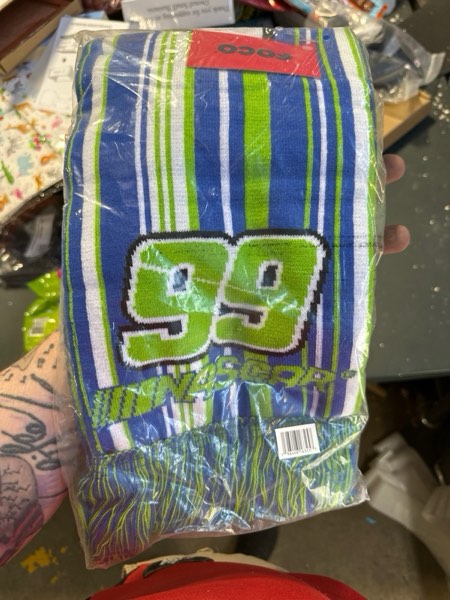 Condition photo showing New/Like New for FOCO NASCAR Unisex Nascar Driver Hyperstripe Big Logo Scarves