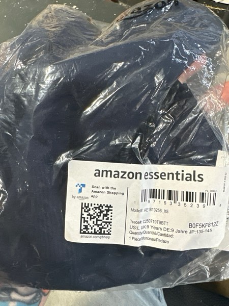 Condition photo showing New/Like New for (US-Large) Amazon Essentials Boys Short-Sleeve T-Shirts 1 Navy Large