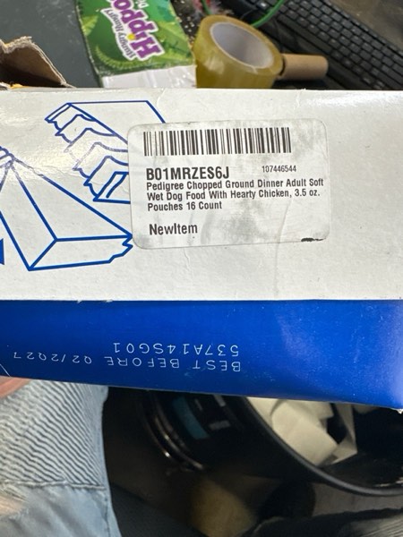 Condition photo showing New/Like New for Pedigree Chopped Ground Dinner Adult Soft Wet Dog Food with Hearty Chicken, 3.5 oz. Pouches 16 Count Chicken 16 Count (Pack of 1)