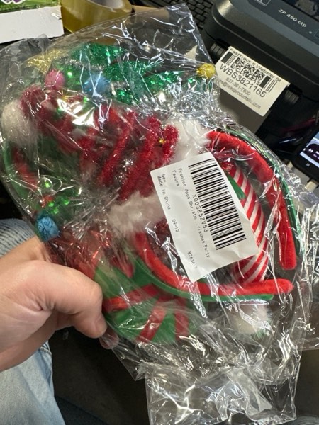 Condition photo showing New/Like New for FRCOLOR Christmas Headbands for Women 4Pcs Hat Christmas Tree Headband Hat for Party Favor