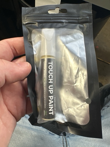 Condition photo showing New/Like New for RACOONA Paint Pen,Car Accessories Touch Up Paint Pen,Car Paint Scratch Repair,Car Scratch Remover Pen,Touch Up Paint Pen for Cars,Car Touch Up Paint Pen,Deep Scratches for All Types of Cars (Pearl White)