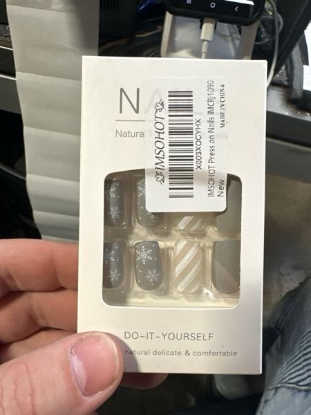 Condition photo showing New/Like New for IMSOHOT Press on Nails Square Medium Fake Nails Green Glitter Full Cover Acrylic False Nails Glossy Glue on Nails with White Snowflake Designs 24Pcs 91A-07Grey Green