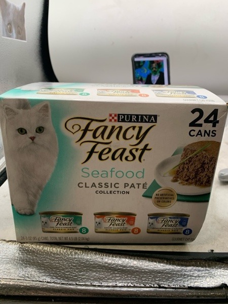 Condition photo showing New/Like New for Purina Fancy Feast Seafood Classic Pate Collection Grain Free Wet Cat Food Variety Pack - (Pack of 24) 3 oz. Cans 3 Ounce (Pack of 24)