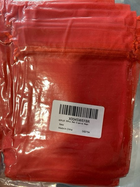 Condition photo showing New/Like New for G2PLUS 30PCS Red Oragnza Bags 4x6 In - Drawstring Organza Bags, Sheer Mesh Jewelry Pouches, Candy Gift Wrap Pouches for Christmas, Valentine's Day, Wedding Party Favors