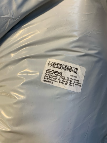 Condition photo showing New/Like New for Sunbeam Electric Royal Luxe Microplush Heated Blanket, 12 Heat Settings, 12-Hour Auto Shut-Off, Fast Heating, Warm and Cozy, Cadet Blue Color, Queen (90" x 84")