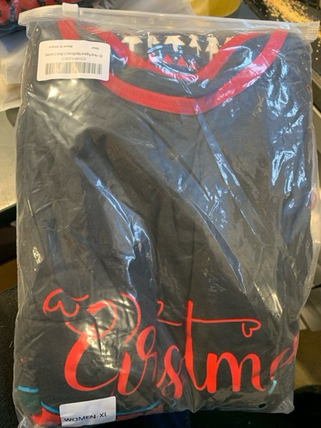 Condition photo showing New/Like New for (Size XL, Women) Onancehim Matching Christmas Pajamas Sets for Family, Cute Womens Mens Christmas Pjs Set Women X-Large Black Christmas