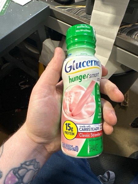 Condition photo showing New/Like New for Glucerna Hungersmart Shake, Strawberry, 6 Count