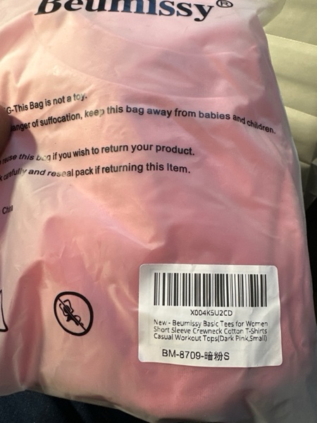 Condition photo showing New/Like New for Beumissy Basic Tees for Women Short Sleeve Crewneck Cotton T-Shirts Casual Summer Tops Dark Pink Small