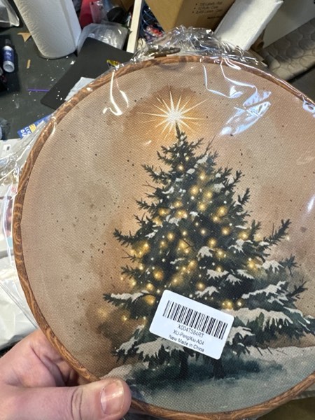 Condition photo showing New/Like New for Vintage Christmas Tree Pattern Round Framed Wall Art Decor - Rustic Holiday Canvas Hanging Decor for Living Room, Entryway,or Farmhouse Christmas Wall Decoration, 10x10 Inch