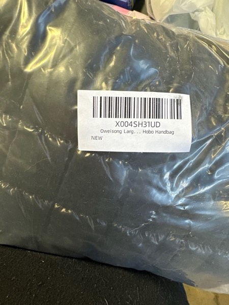 Condition photo showing New/Like New for Oweisong Large Puffer Tote Bag for Women Quilted Puffy Crossbody Shoulder Bag Laser Shinny Hobo Handbag