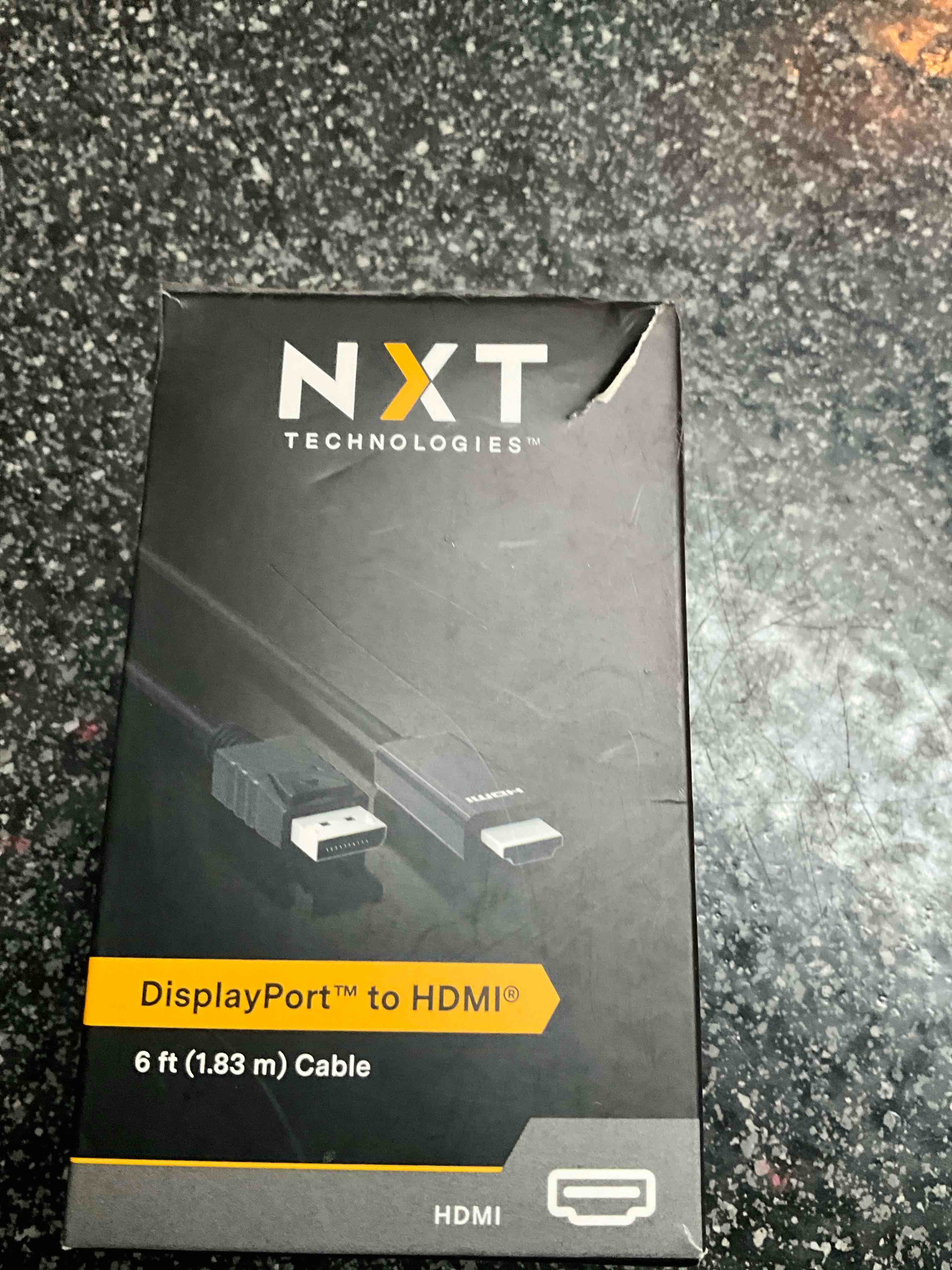 NXT Technologies - display port to HDMI - 6ft Cable 