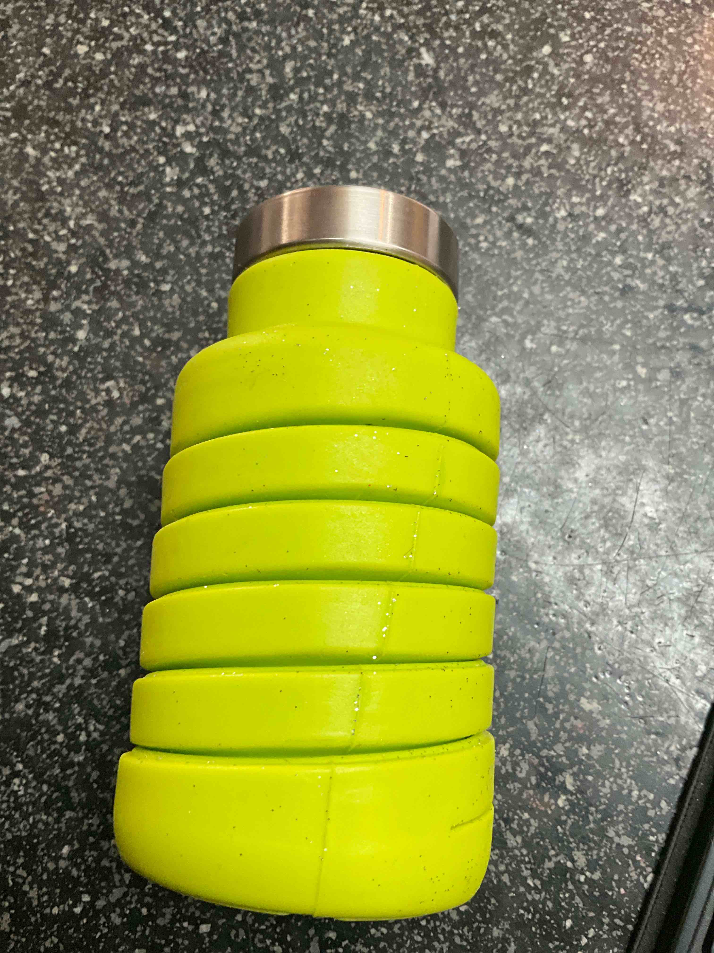 Expandable/ Clip On - Water Bottle - green 
