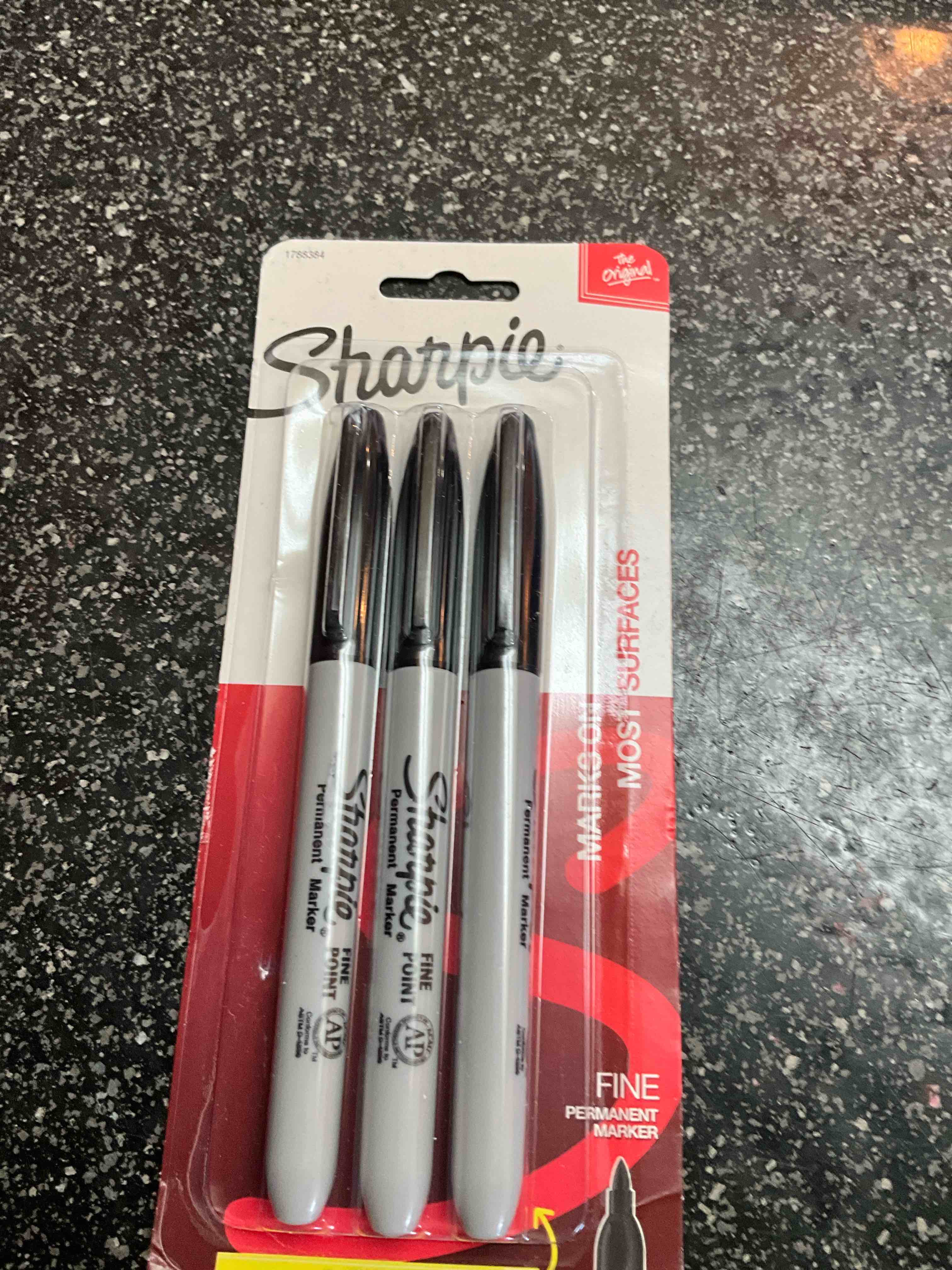 Sharpie Fine Point Marker, Black, Pack of 3